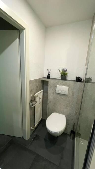 Shine Apartment Оберщауфен Екстериор снимка